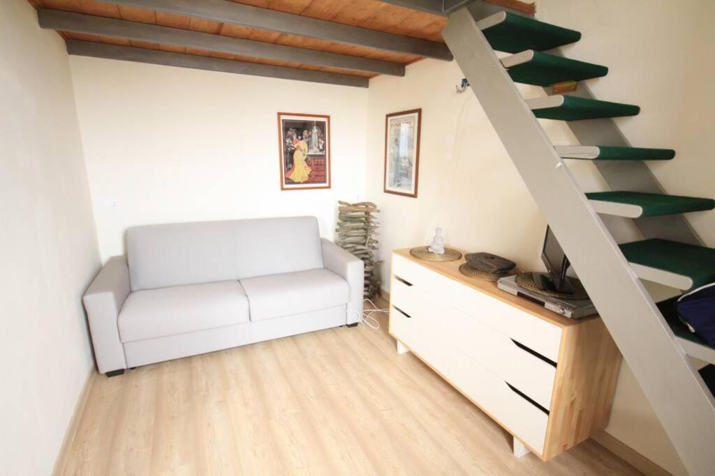 Ferienwohnung Bilocale Fronte Mare Marina Di Pisa Exterior foto